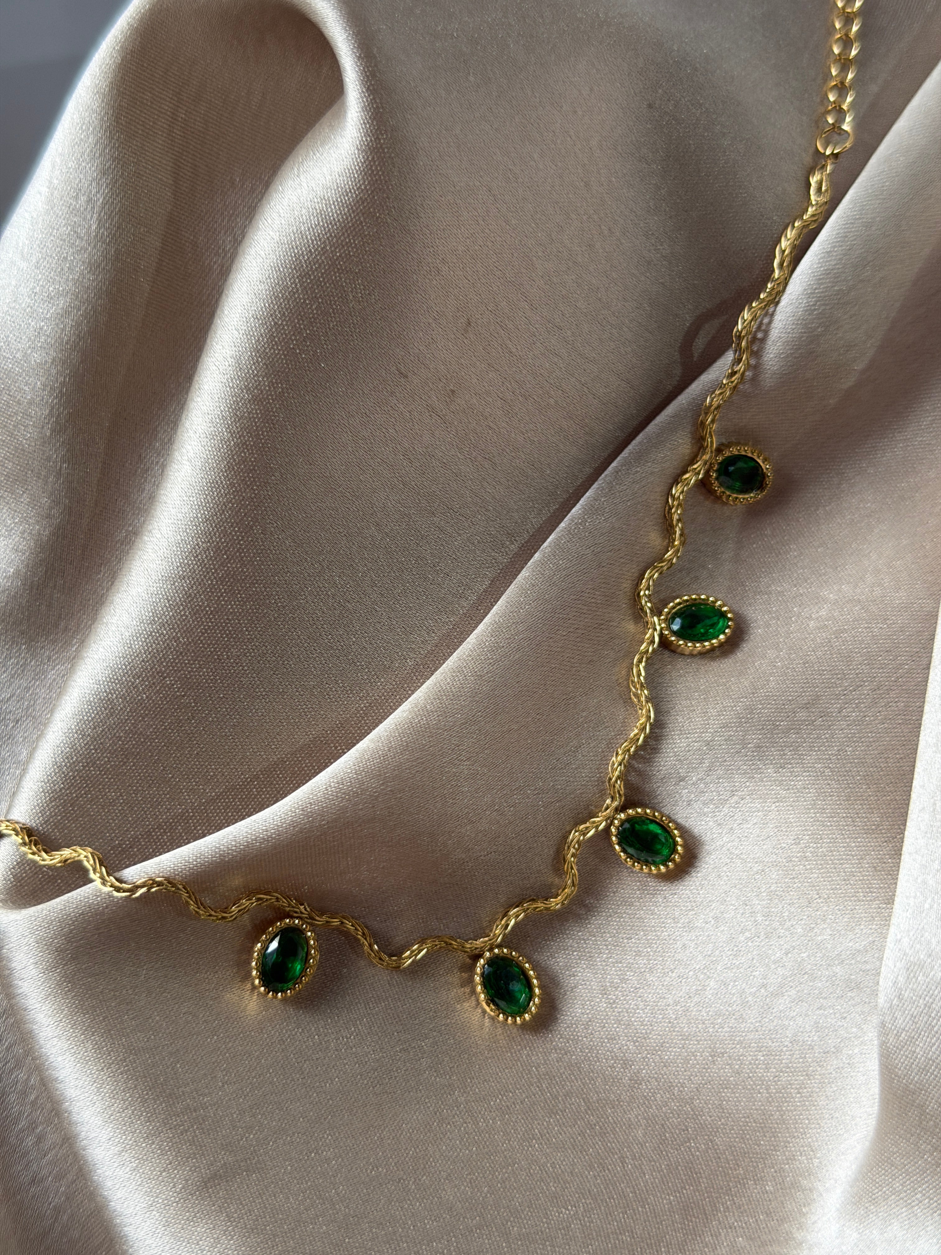 Emerald bracelet