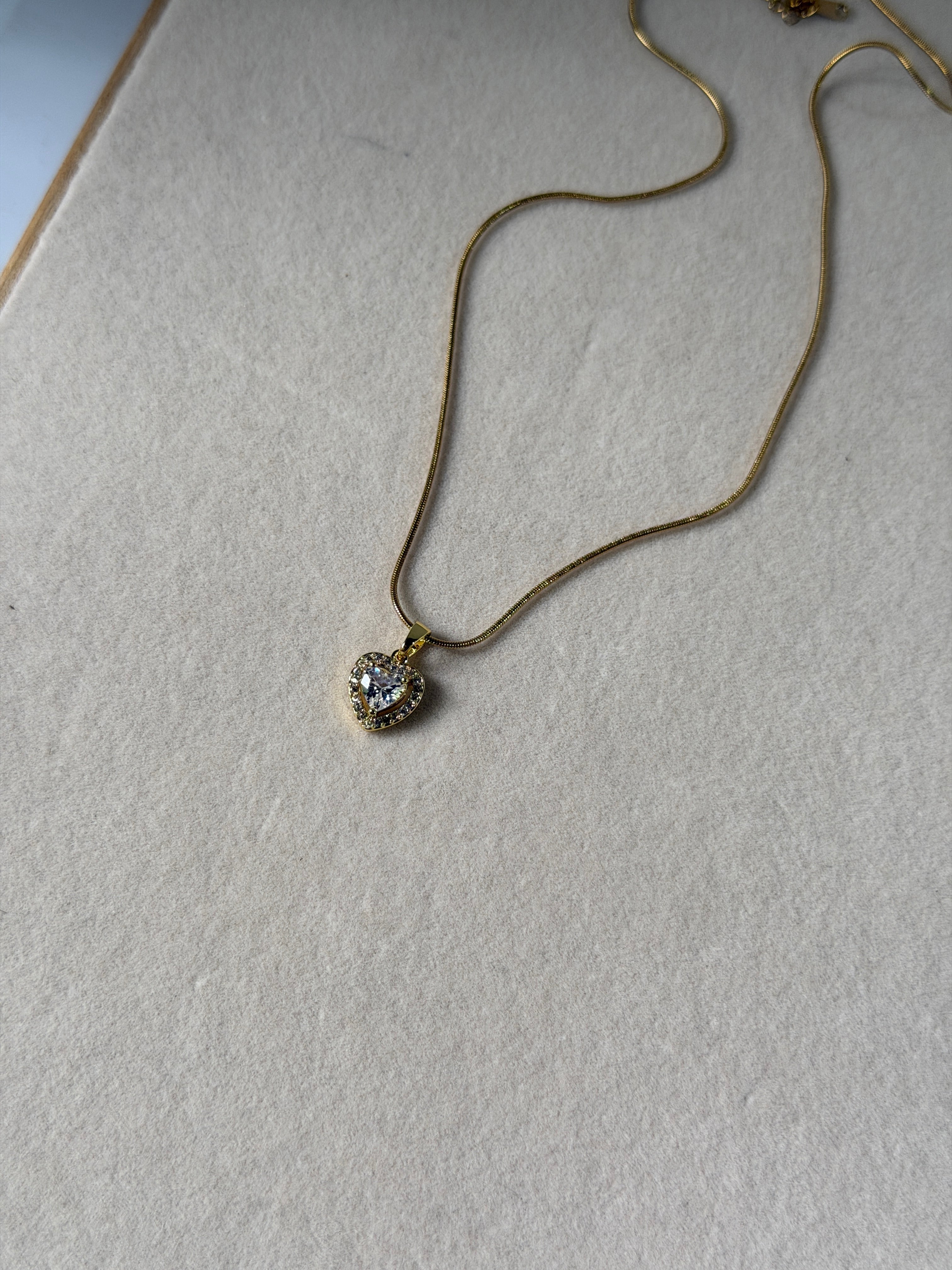 Heart stone necklace