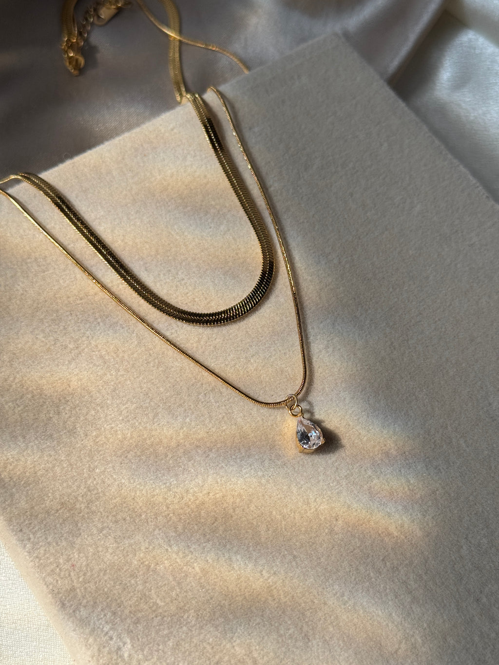 Misty Layer Necklace